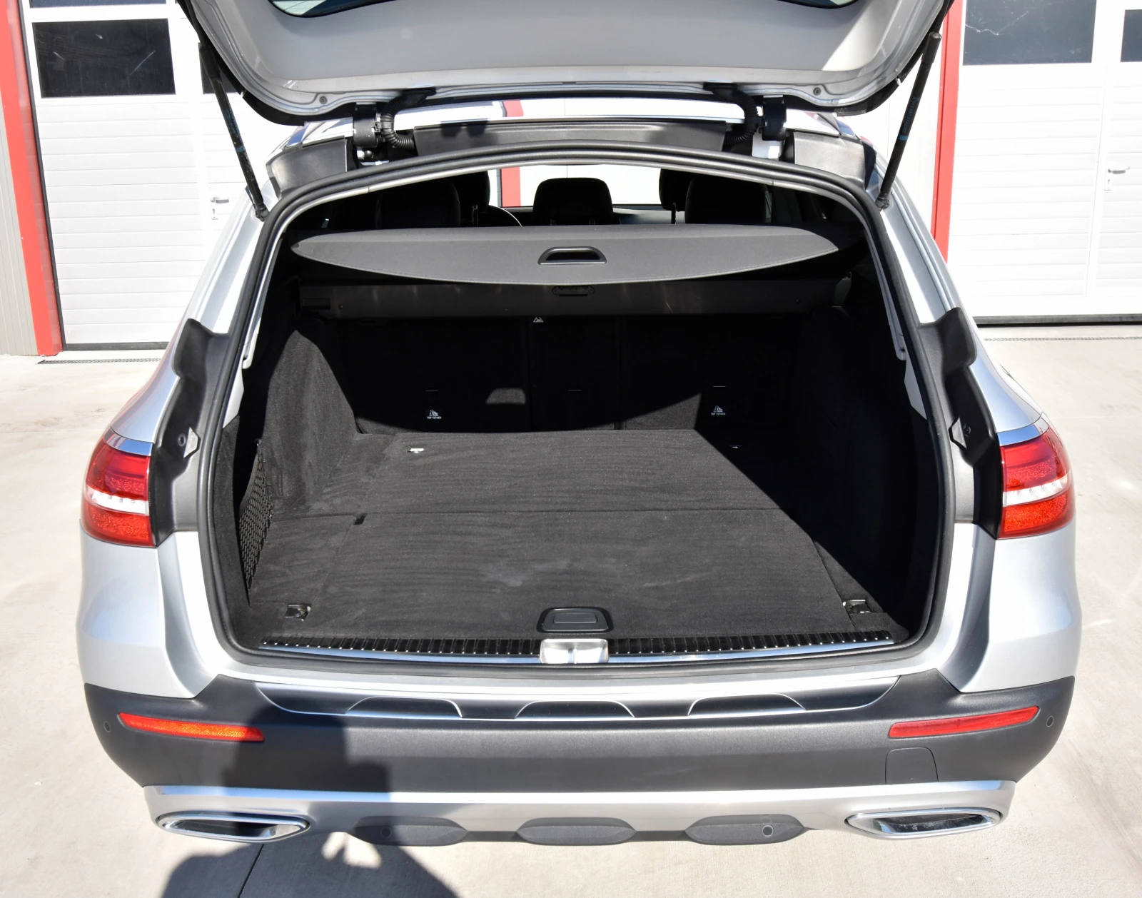 Mercedes-Benz E 350 All Terrain Avantgarde, снимка 9 - Автомобили и джипове - 55678778