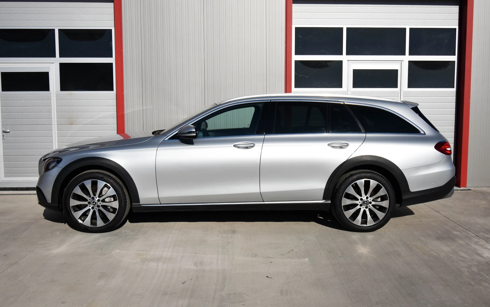 Mercedes-Benz E 350 All Terrain Avantgarde, снимка 5 - Автомобили и джипове - 55678778