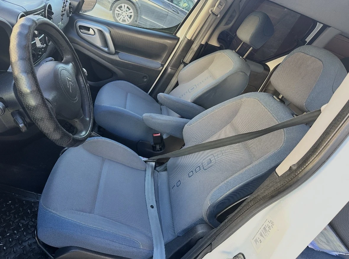 Citroen Berlingo 1.6 HDI, снимка 5 - Автомобили и джипове - 56448184
