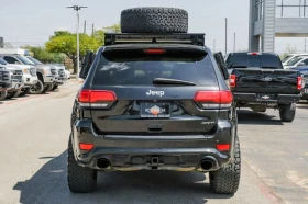 Обява за продажба на Jeep Grand cherokee 6.4 HEMI SRT *  8ZF * ПАНО * ПОДГРЕВ * ОБДУХВАНЕ  ~51 000 лв. - изображение 5