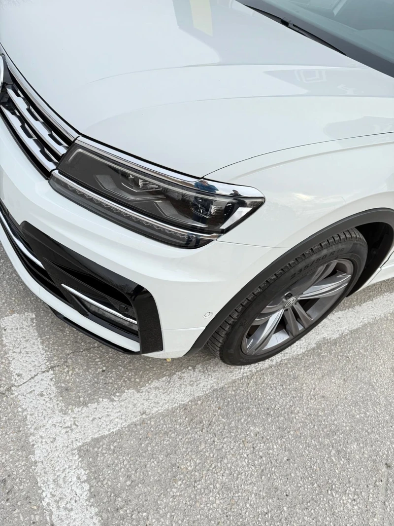 VW Tiguan R Line 2.0 TSI N1, снимка 3 - Автомобили и джипове - 48162549