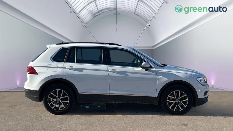 VW Tiguan 2.0 TDi DSG, Месечна вноска от 615 лв., снимка 3 - Автомобили и джипове - 49284204