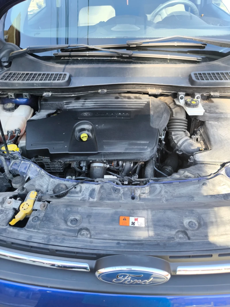 Ford Kuga 2000, снимка 4 - Автомобили и джипове - 51811529