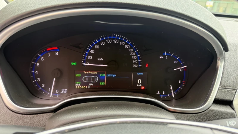 Cadillac Srx 3.6i , снимка 10 - Автомобили и джипове - 52774264