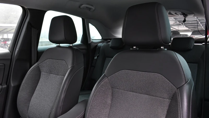 Opel Crossland X 1.2 Turbo Elegance Automatic, снимка 10 - Автомобили и джипове - 53248250