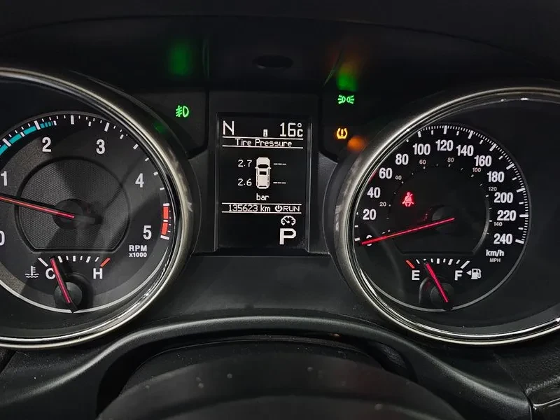 Jeep Cherokee 3.0D | Mobile.bg � ����������� 8