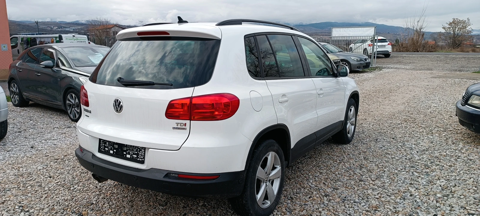 VW Tiguan 2.0TDI - изображение 4