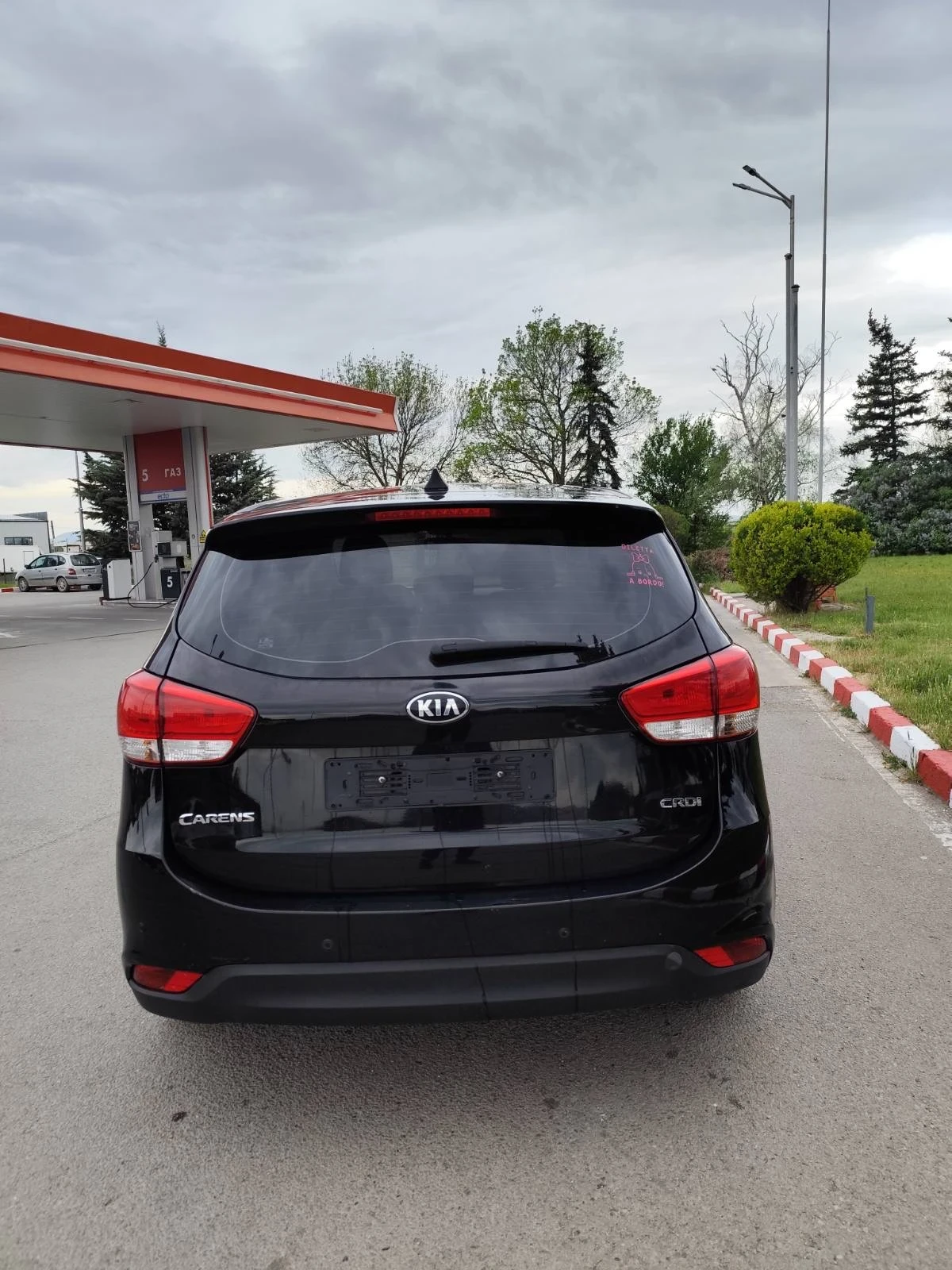 Kia Carens 1.7CRDI* EURO 5B* FACELIFT, снимка 4 - Автомобили и джипове - 50985890