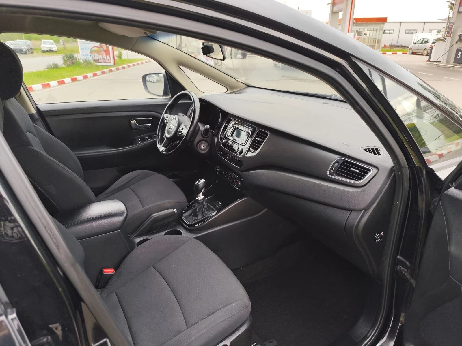 Kia Carens 1.7CRDI* EURO 5B* FACELIFT, снимка 7 - Автомобили и джипове - 50985890