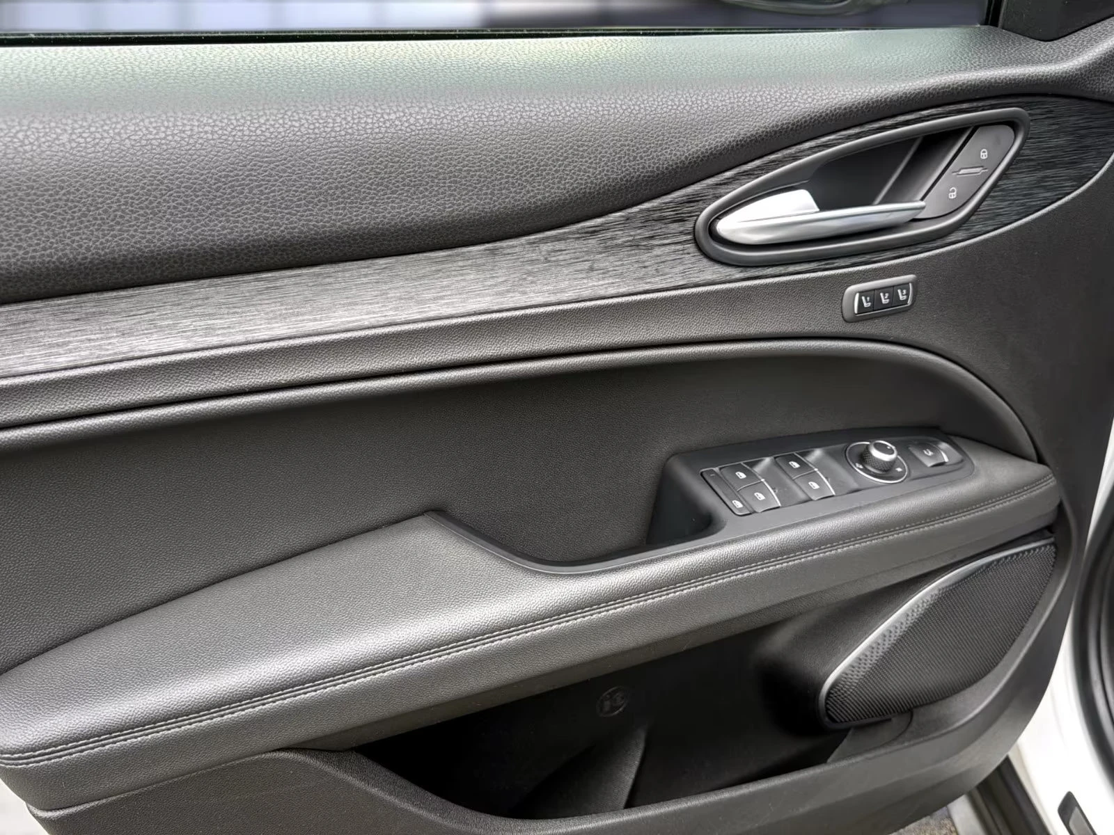 Alfa Romeo Stelvio SUPER/Q4/280HP/CAM/XENON/ACC/1000v | Mobile.bg � ����������� 16