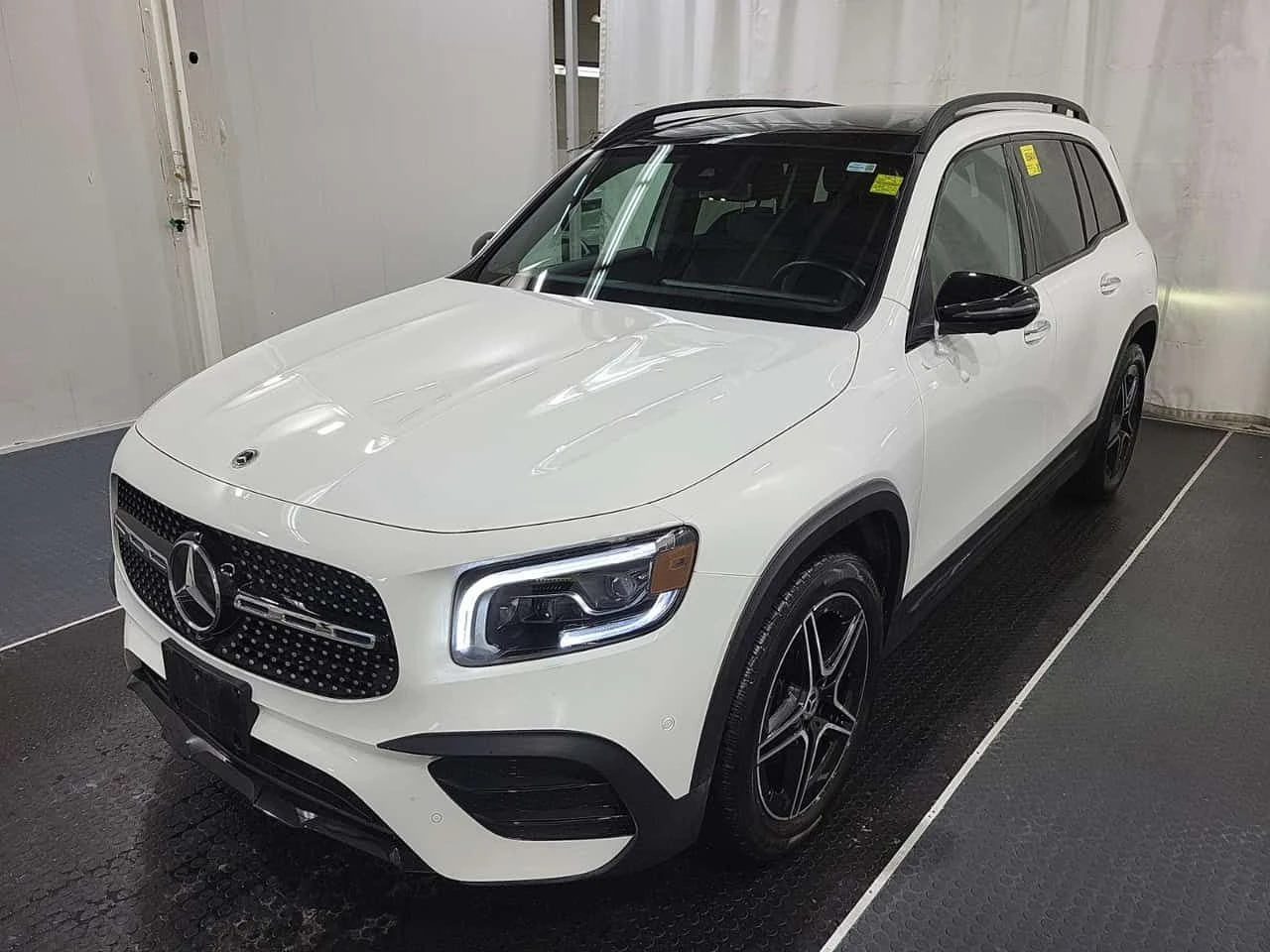 Mercedes-Benz GLC 250  CARFAX /LED / DIS / AMBIENT 