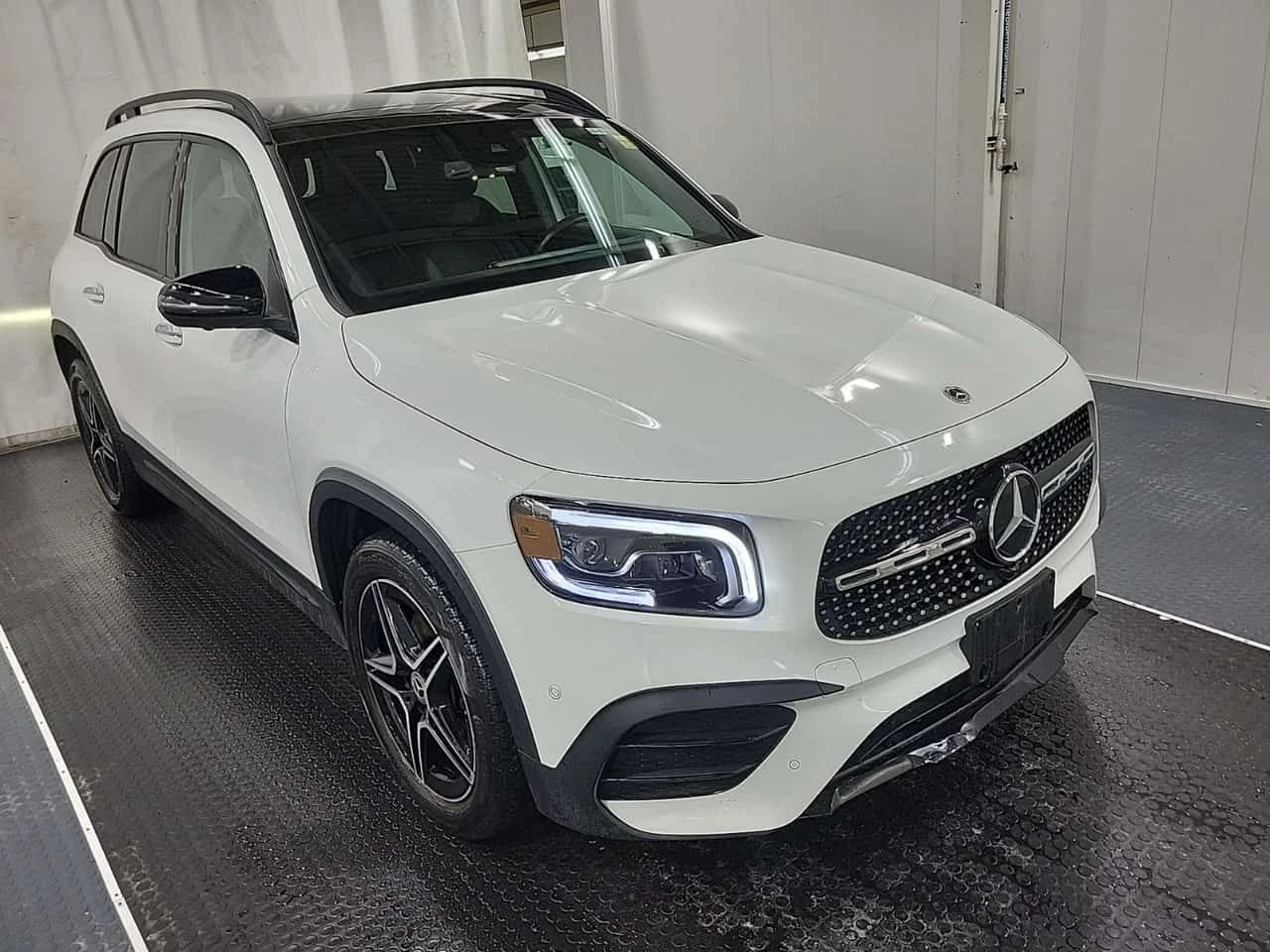 Mercedes-Benz GLC 250  CARFAX /LED / DIS / AMBIENT , снимка 2 - Автомобили и джипове - 53825302
