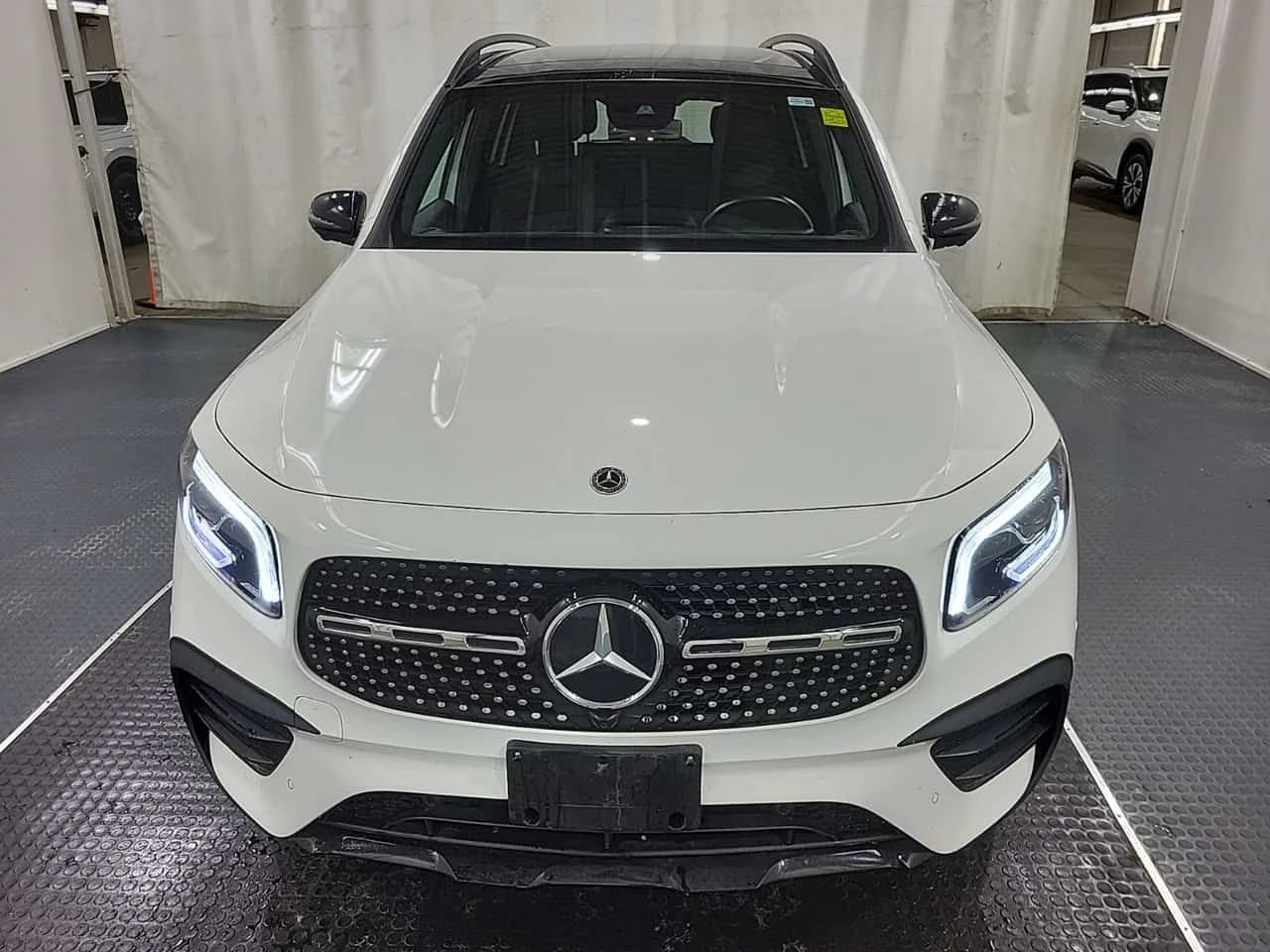 Mercedes-Benz GLC 250  CARFAX /LED / DIS / AMBIENT , снимка 17 - Автомобили и джипове - 53825302