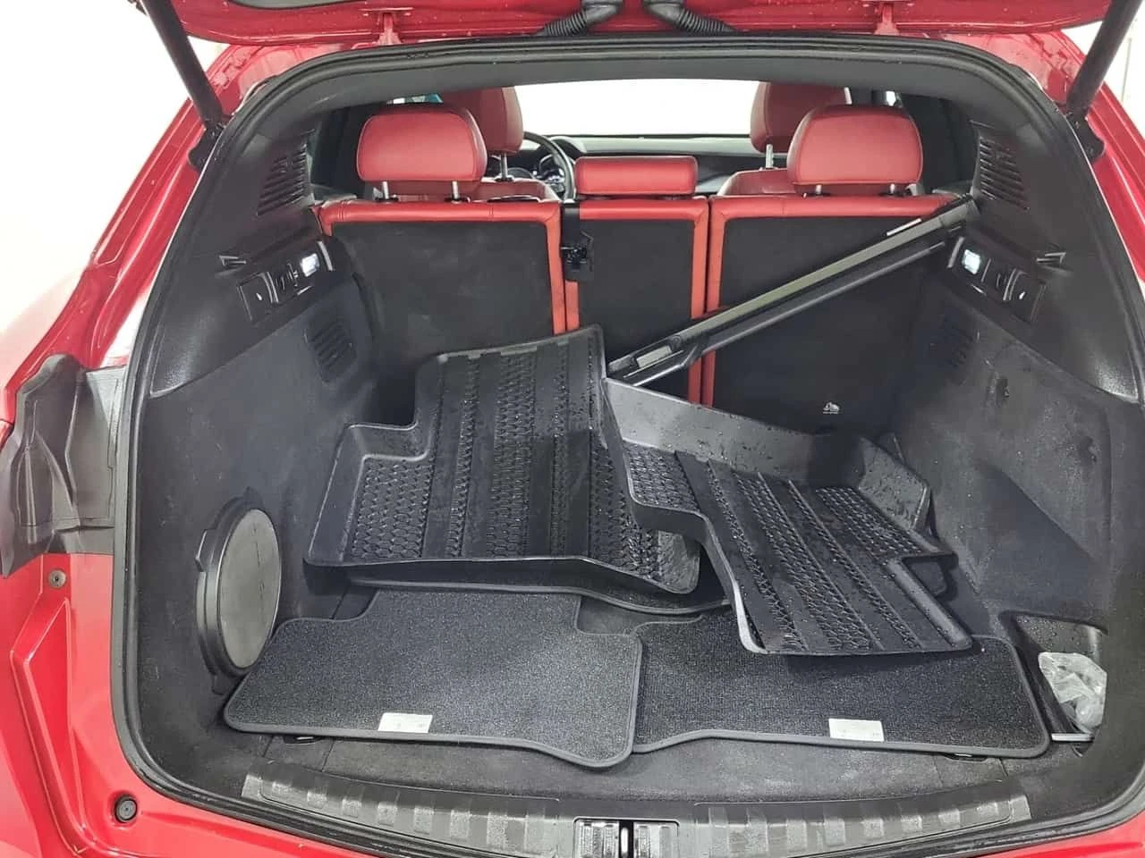 Alfa Romeo Stelvio  | VELOCE | ПОДГРЕВИ | ПАНОРАМА | CARFAX, снимка 15 - Автомобили и джипове - 53950622