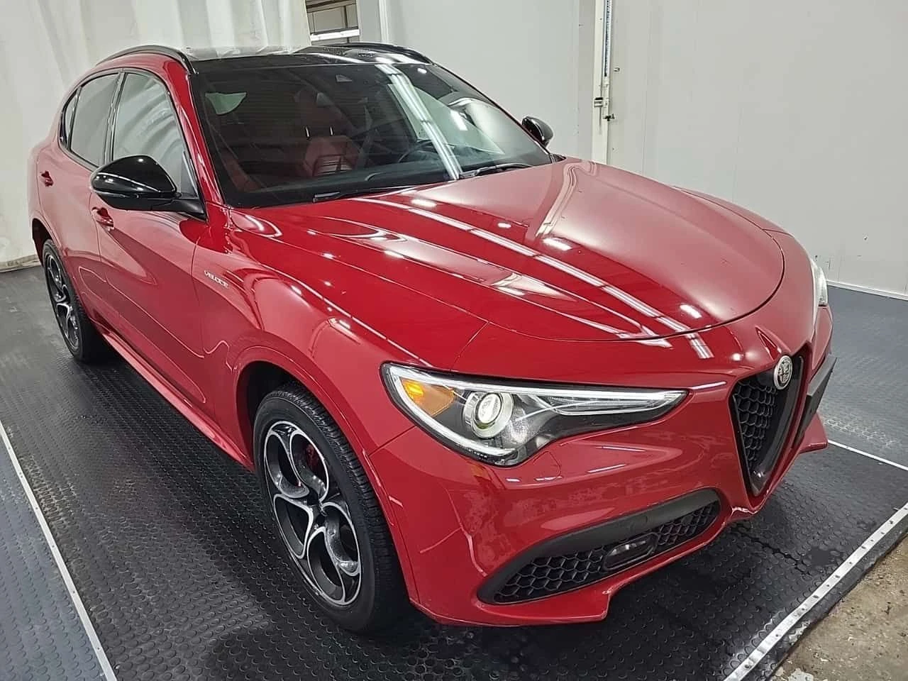 Alfa Romeo Stelvio  | VELOCE | ПОДГРЕВИ | ПАНОРАМА | CARFAX, снимка 2 - Автомобили и джипове - 53950622