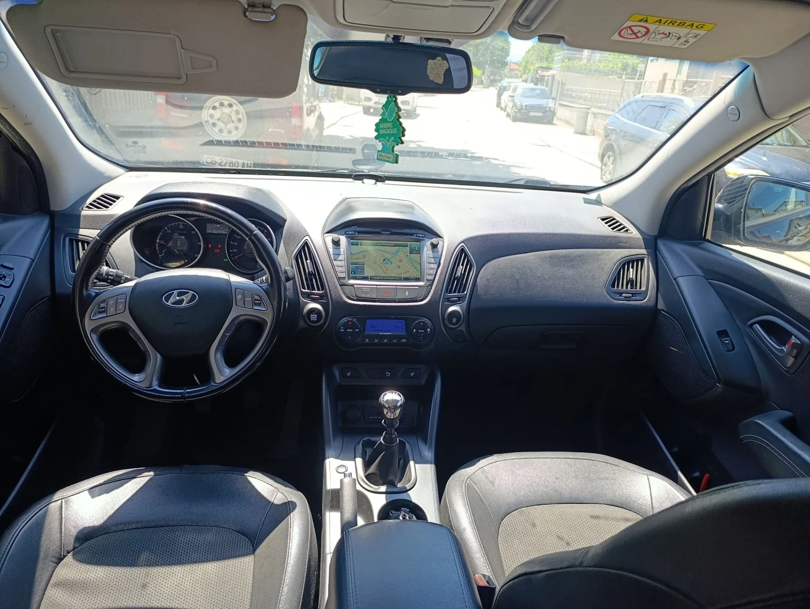Hyundai IX35 1.7CRDi Face, снимка 11 - Автомобили и джипове - 54989981
