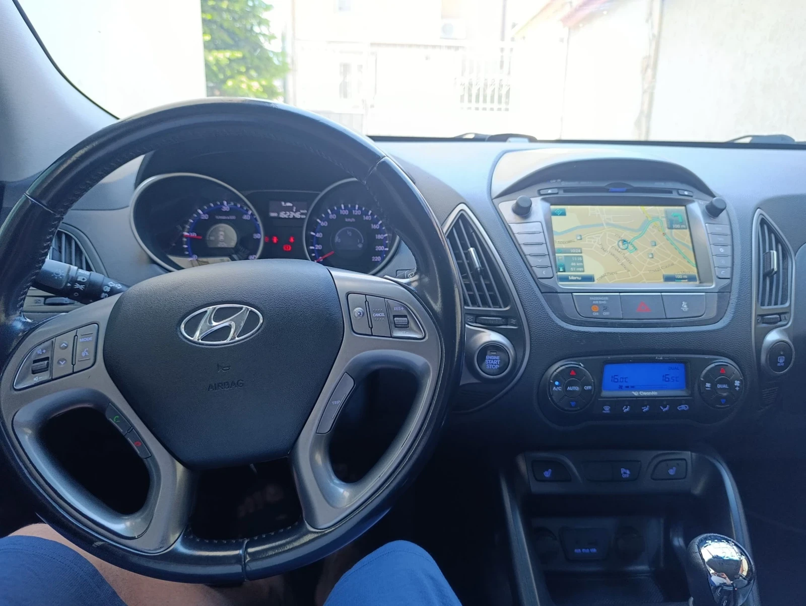 Hyundai IX35 1.7CRDi Face, снимка 7 - Автомобили и джипове - 54989981