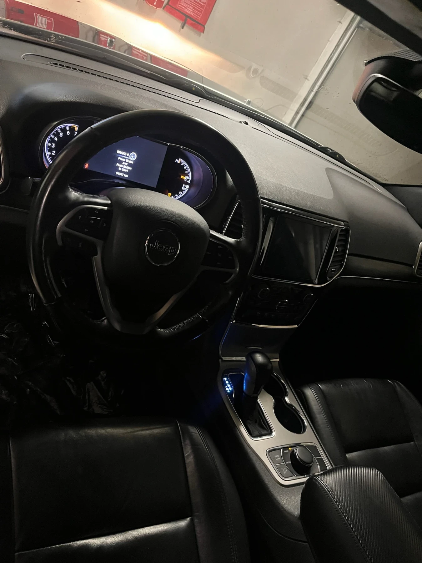 Jeep Grand cherokee Газов инжекцион, снимка 9 - Автомобили и джипове - 55033999