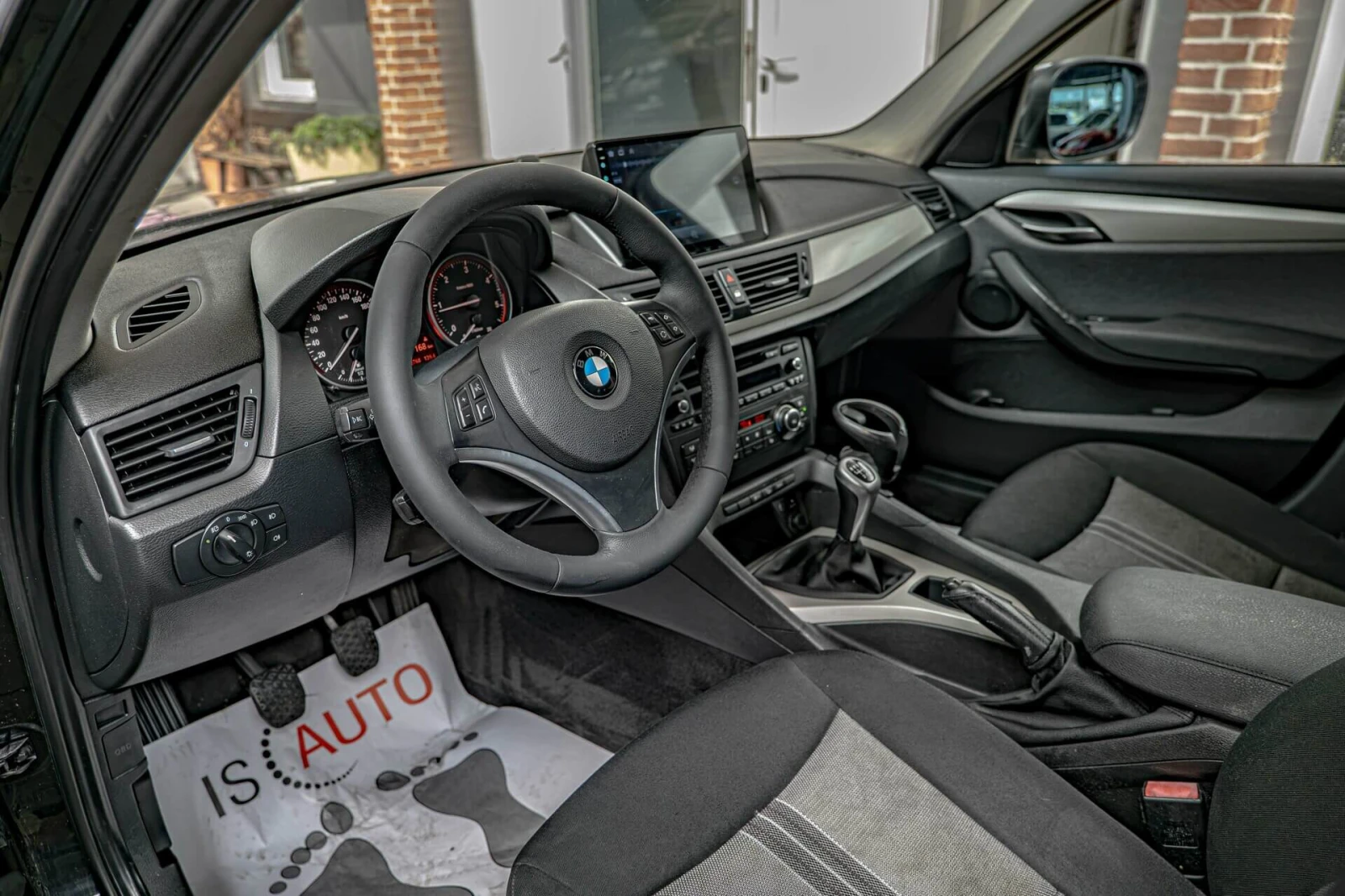 BMW X1 18d/xDrive/Xenon/PDC/Android/Камера/Подгрев, снимка 7 - Автомобили и джипове - 55140903