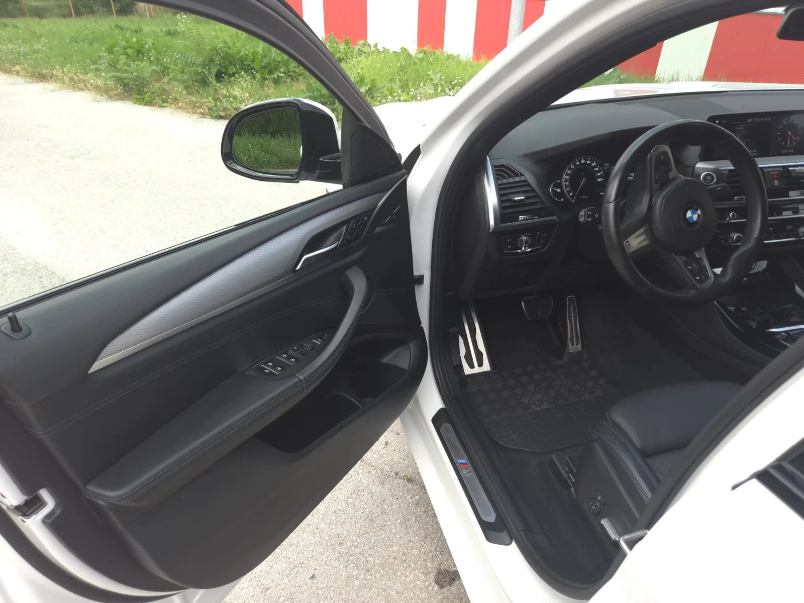 BMW X4, снимка 10 - Автомобили и джипове - 55152011