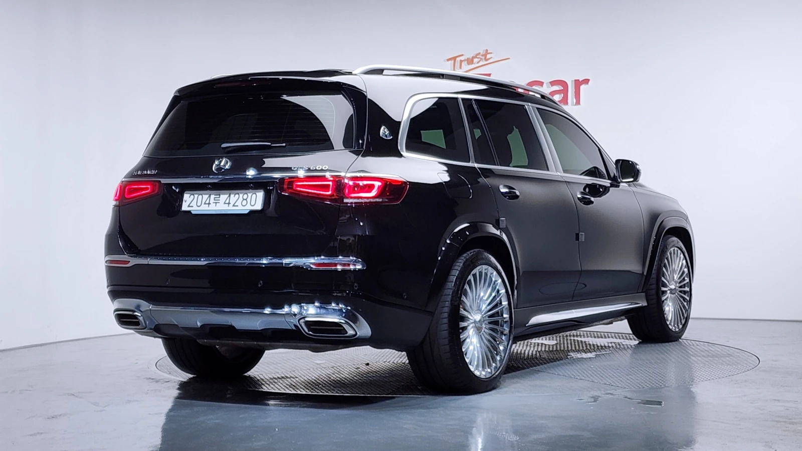 Mercedes-Benz GLS 600 ЕЛ. БАГАЖНИК* МАСАЖ* BLIND SPOT* 360* КРАЙНА ЦЕНА, снимка 2 - Автомобили и джипове - 55983377