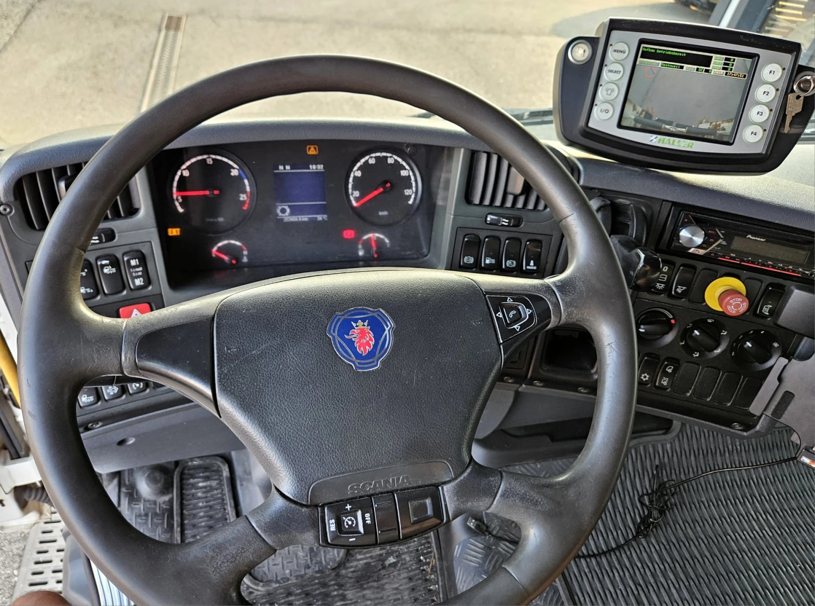 Scania P 340 Вариопреса, 6х2, Евро6, Внос, , ,  - изображение 9