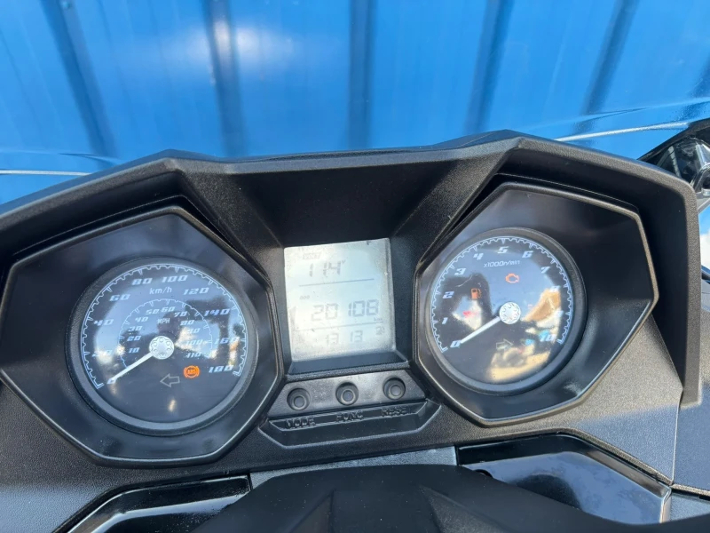 Kymco Downtown 350i ABS, снимка 8 - Мотоциклети и мототехника - 51206995