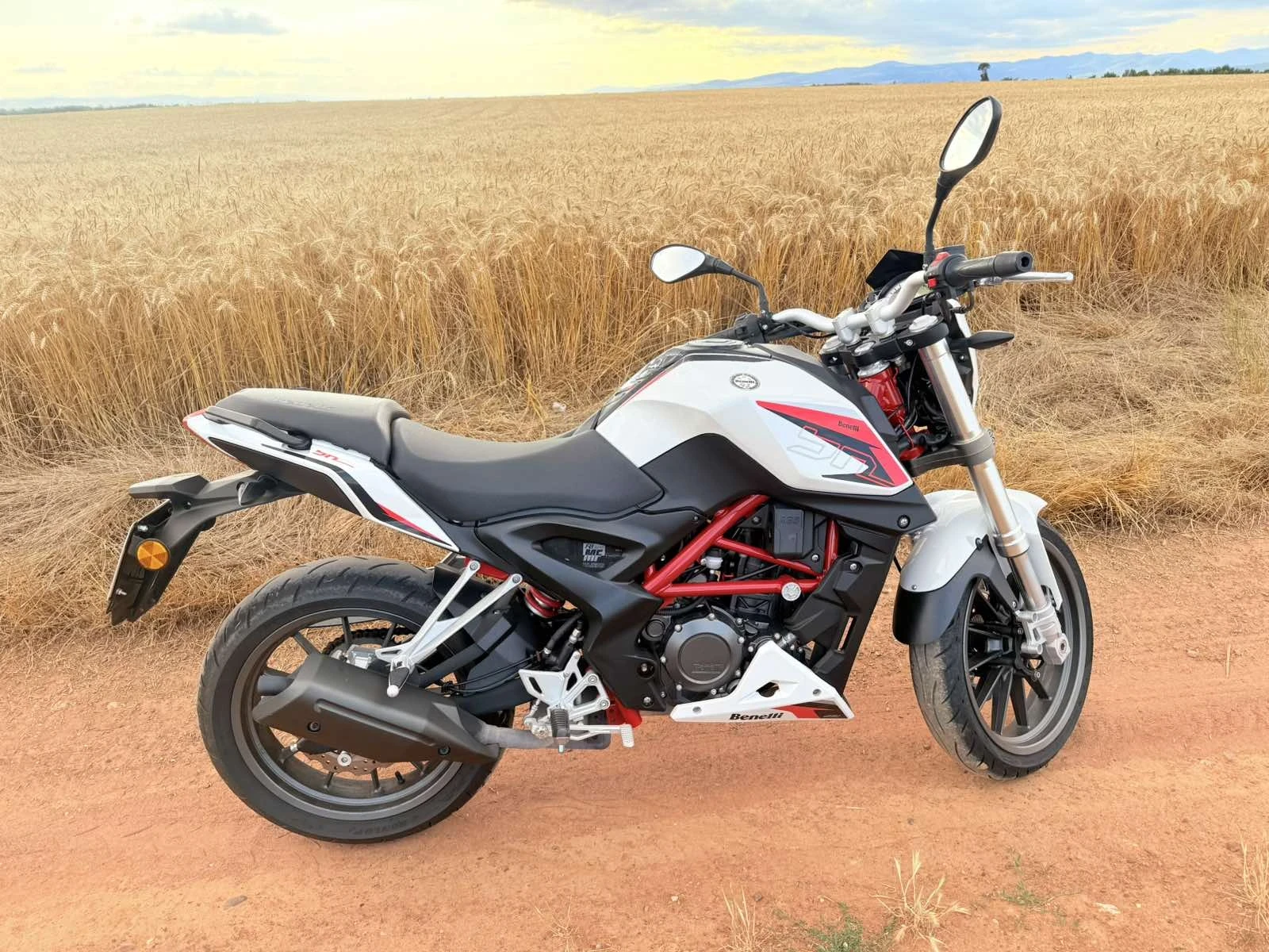 Benelli 250, снимка 3 - Мотоциклети и мототехника - 55382146
