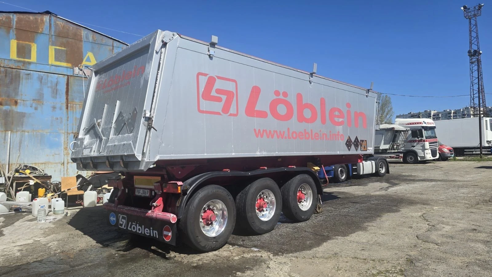 Полуремарке Други MEIERLING / 30 куб. / 4920 кг тара / алуминиева