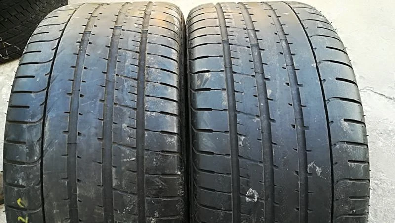 Гуми Летни 275/35R20, снимка 1 - Гуми и джанти - 24773949