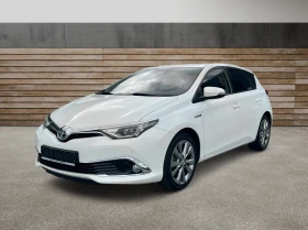 Toyota Auris 1.8Hybrid Lounge Подгрев LED Самопаркиране Keyless, снимка 1