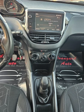 Peugeot 2008 1.2i, 82к.с., Facelift , снимка 11