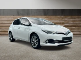 Toyota Auris 1.8Hybrid Lounge Подгрев LED Самопаркиране Keyless - 27000 лв. - 37609470 3