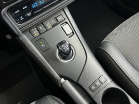 Toyota Auris 1.8Hybrid Lounge Подгрев LED Самопаркиране Keyless - 27000 лв. - 37609470 10
