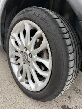 Volvo C30 2.0 6  2008 5/100   | Mobile.bg    16