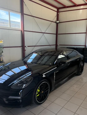 ����� �� �������� �� Porsche Panamera Turbo S e-Hybrid Executive 