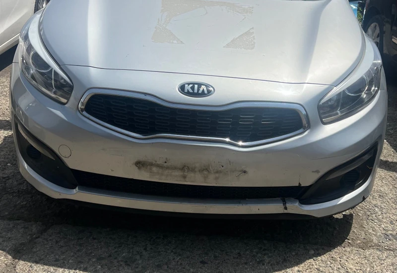 Kia Ceed 1.6 d 1.4 i, снимка 1 - Автомобили и джипове - 46305543