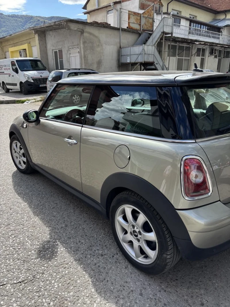 Mini Cooper, снимка 2 - Автомобили и джипове - 47523759