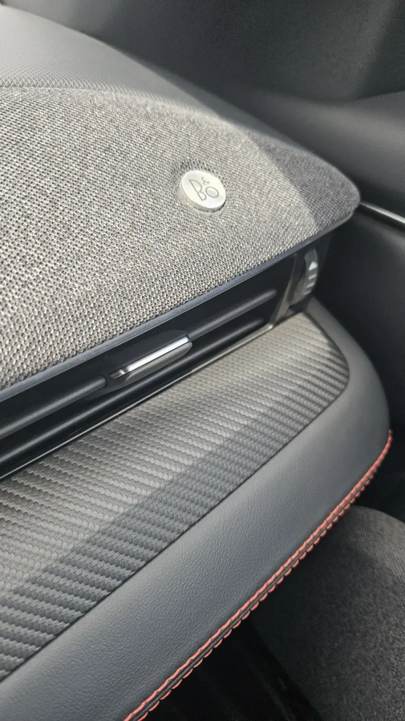 Ford Mustang Mach-E AWD, снимка 13 - Автомобили и джипове - 52459143