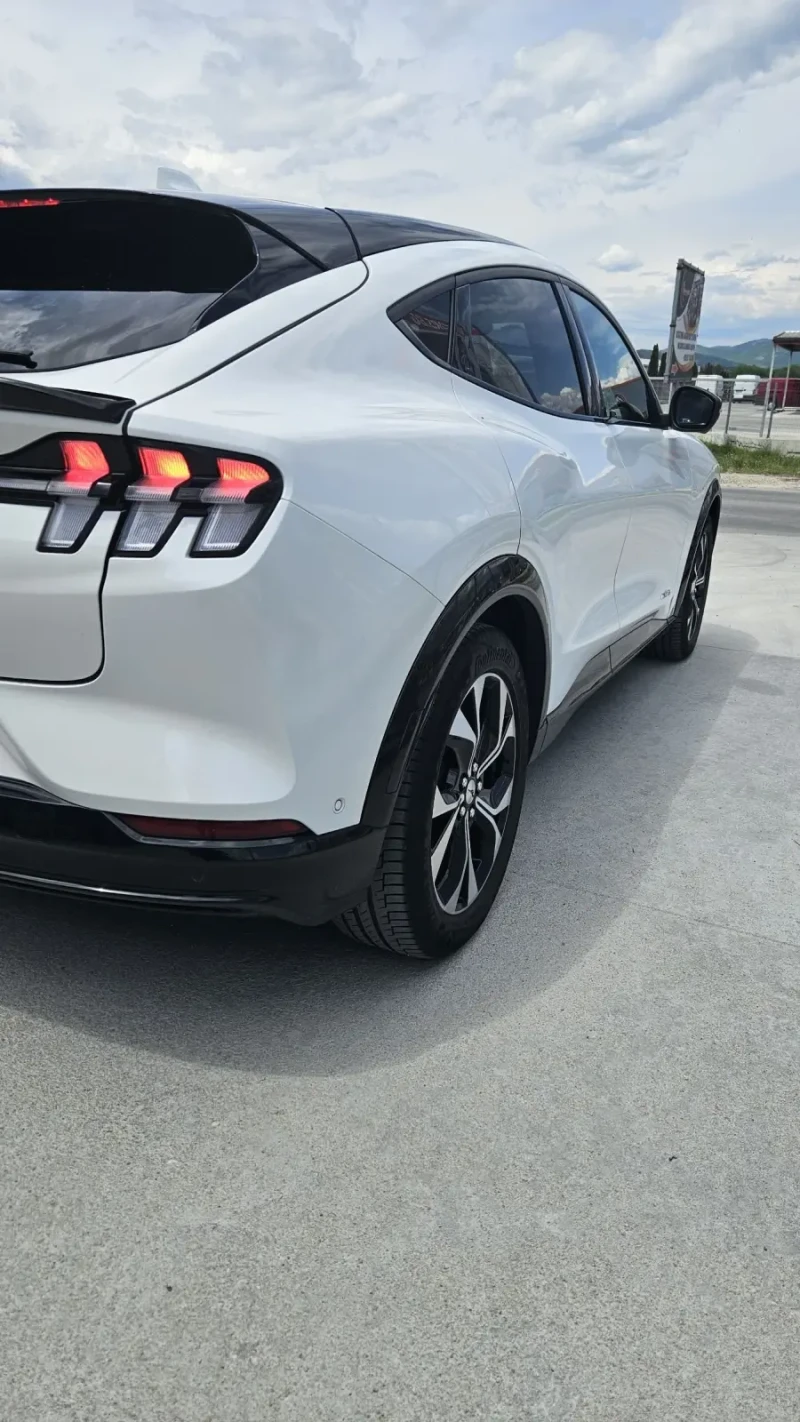 Ford Mustang Mach-E AWD, снимка 16 - Автомобили и джипове - 52459143