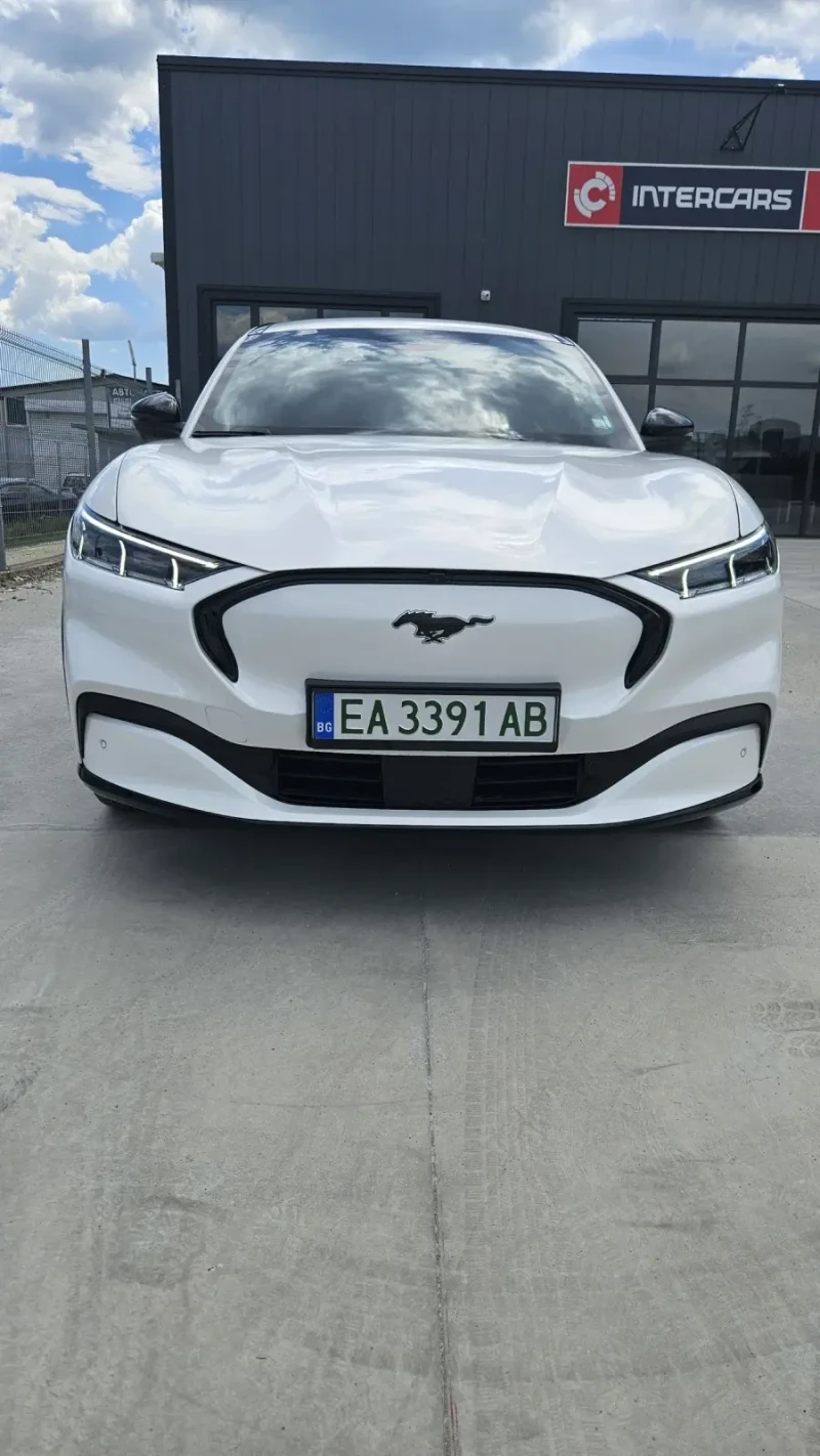 Ford Mustang Mach-E AWD, снимка 4 - Автомобили и джипове - 52459143