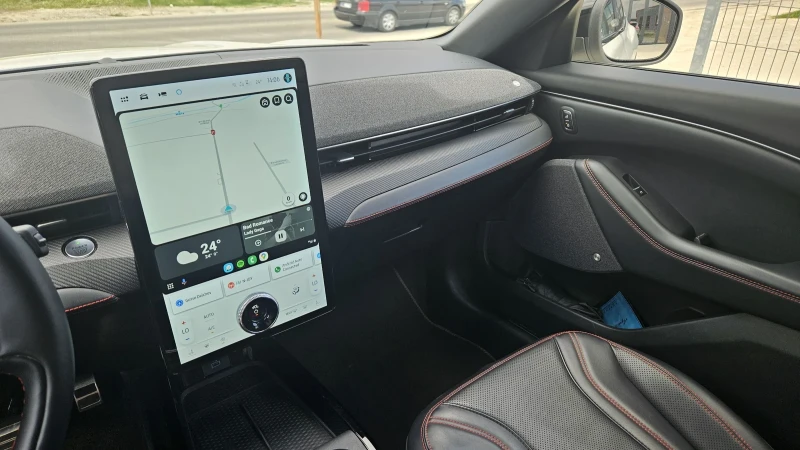 Ford Mustang Mach-E AWD, снимка 14 - Автомобили и джипове - 52459143