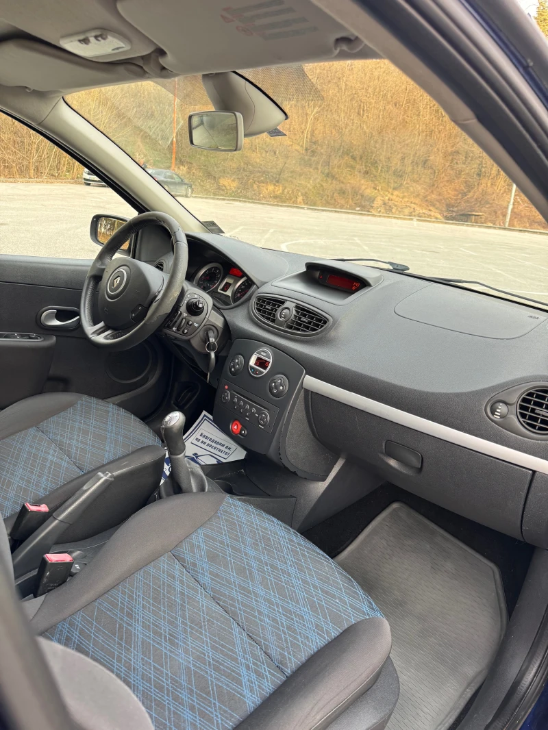 Renault Clio, снимка 9 - Автомобили и джипове - 49455023