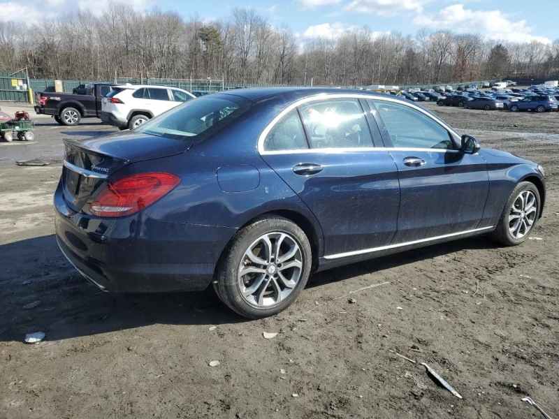 Mercedes-Benz C 300, снимка 4 - Автомобили и джипове - 49547623