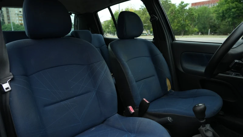 Renault Clio Comfort 16V, снимка 10 - Автомобили и джипове - 51199976