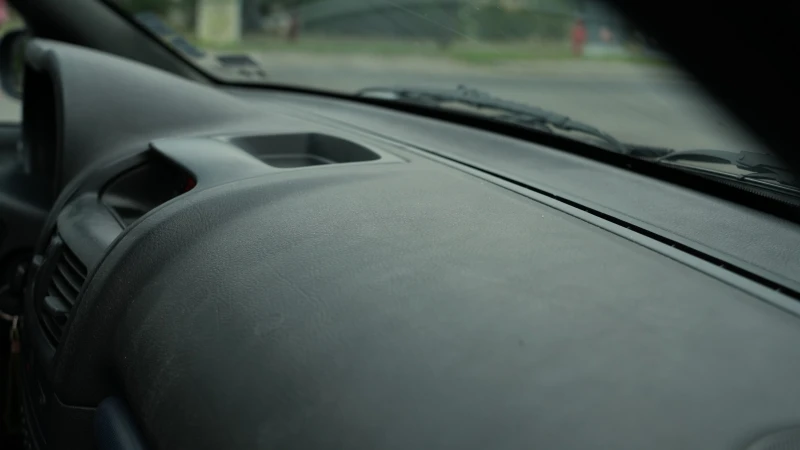 Renault Clio Comfort 16V, снимка 9 - Автомобили и джипове - 51199976