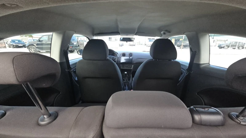 Seat Ibiza 1.6TDI.90кс.2011г.Отличен, снимка 12 - Автомобили и джипове - 52123961