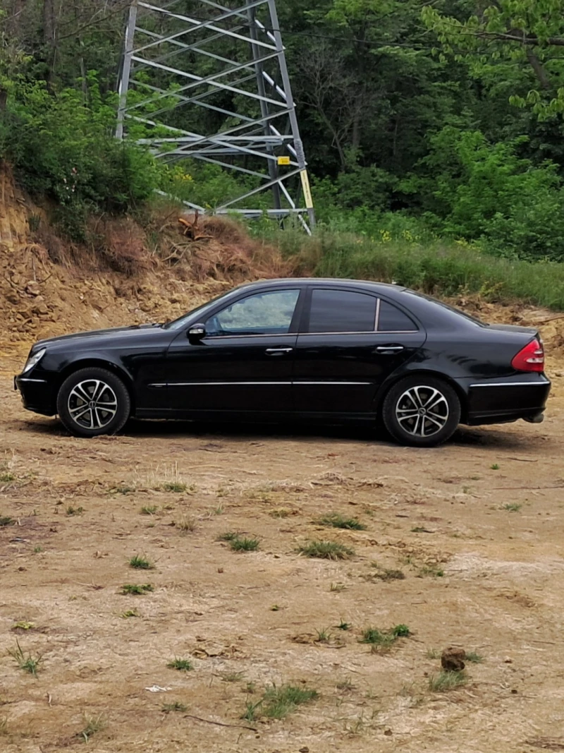 Mercedes-Benz E 320, снимка 5 - Автомобили и джипове - 53164229