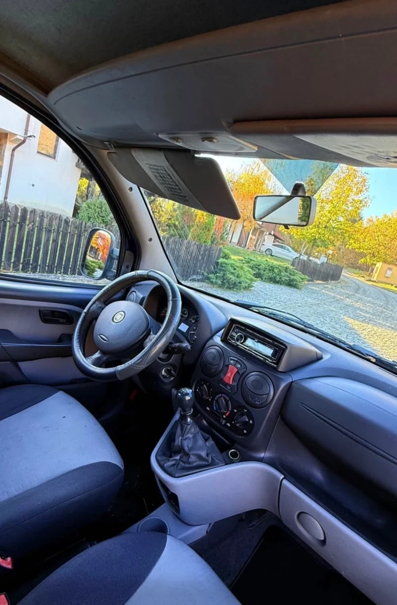 Fiat Doblo Газ бензин, снимка 5 - Автомобили и джипове - 52570601