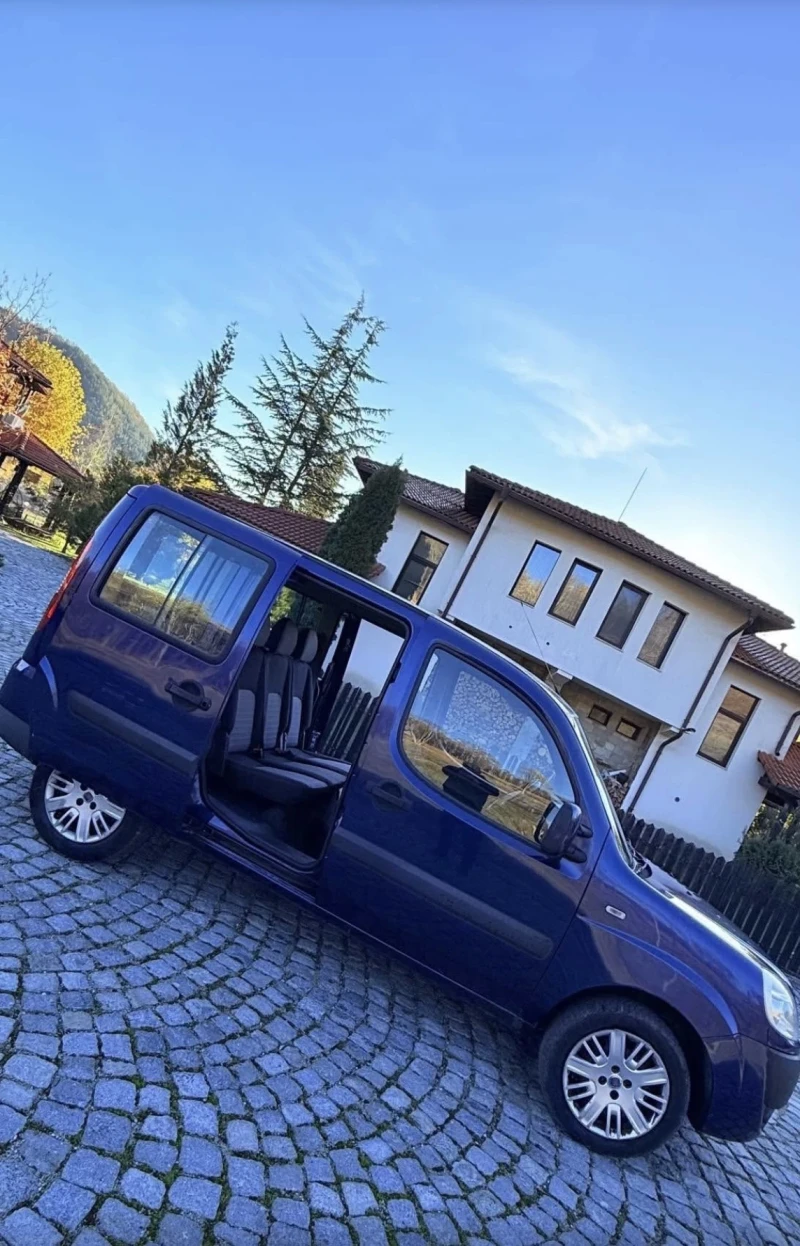 Fiat Doblo Газ бензин, снимка 4 - Автомобили и джипове - 52570601